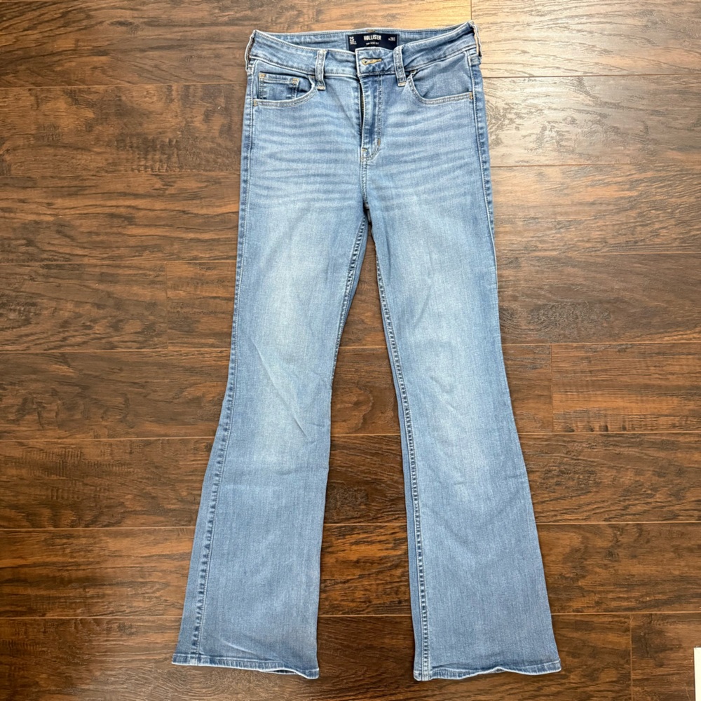 Hollister Mid-rise boot cut jeans